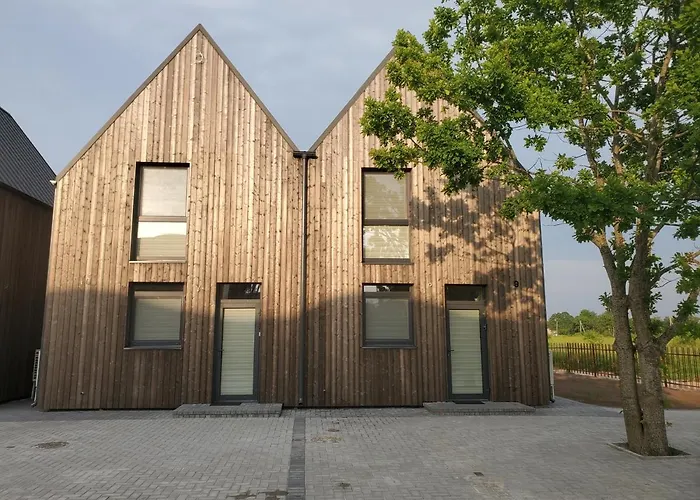 Pajurio Azuolo Istorija 10 Holiday home Palanga